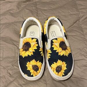 Sunflower Print Womens slip on Sneakers
